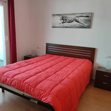 Proche Commerces Avec Grande Terrasse Et Piscine Apartment Roses