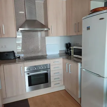 Proche Commerces Avec Grande Terrasse Et Piscine Apartment *